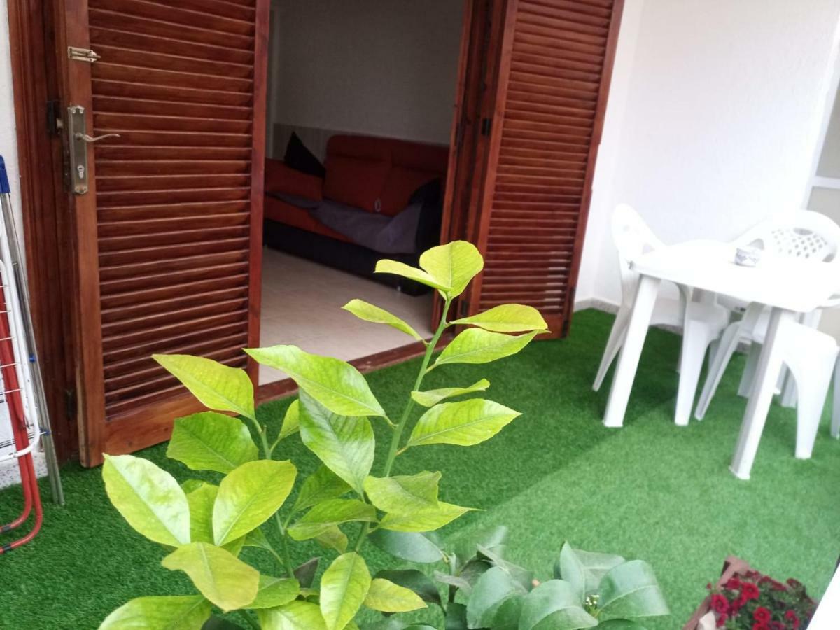 Apartamento En La Playa Miami Playa Bagian luar foto